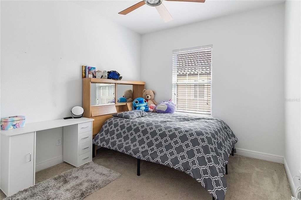 En Venta: $399,000 (4 camas, 3 baños, 2168 Pies cuadrados)