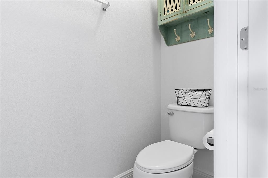 En Venta: $399,000 (4 camas, 3 baños, 2168 Pies cuadrados)