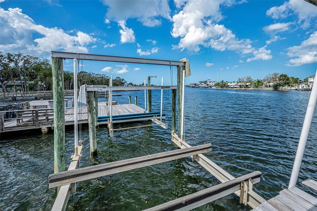 En Venta: $1,099,000 (5 camas, 6 baños, 3505 Pies cuadrados)