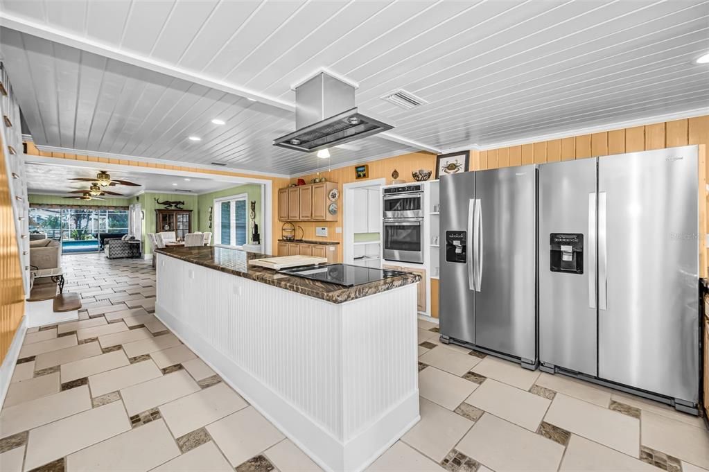 En Venta: $1,099,000 (5 camas, 6 baños, 3505 Pies cuadrados)