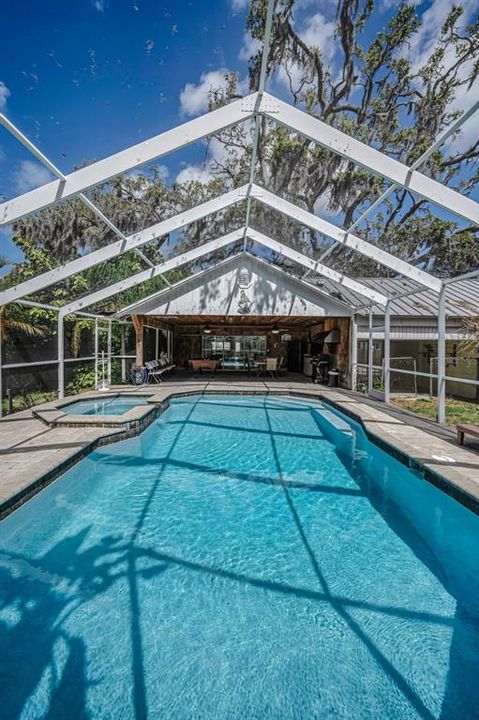 En Venta: $1,099,000 (5 camas, 6 baños, 3505 Pies cuadrados)