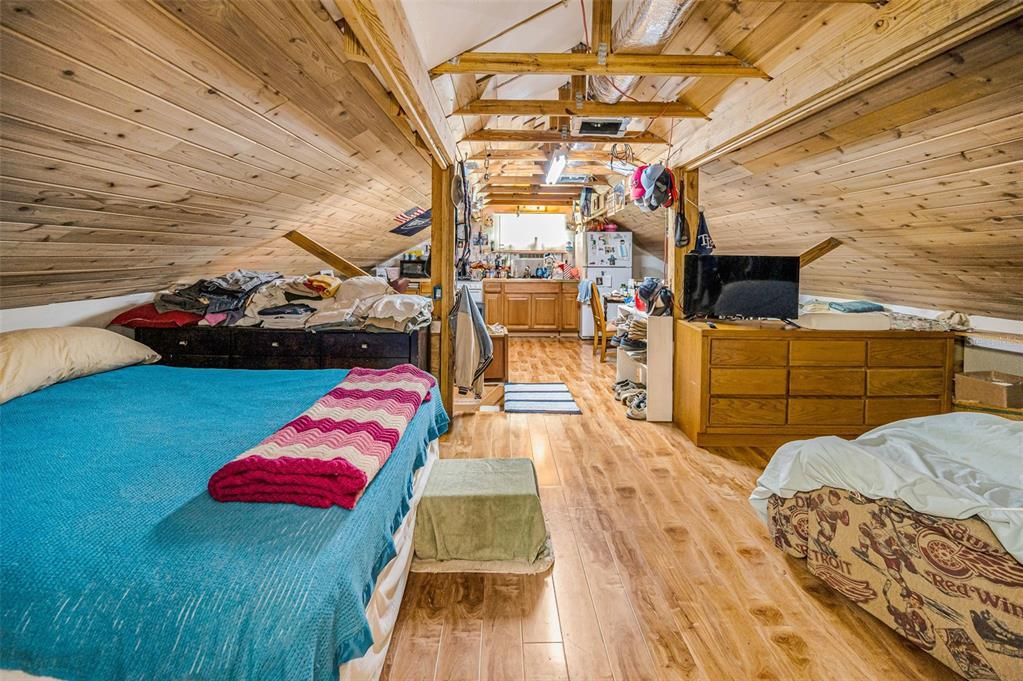 En Venta: $1,099,000 (5 camas, 6 baños, 3505 Pies cuadrados)