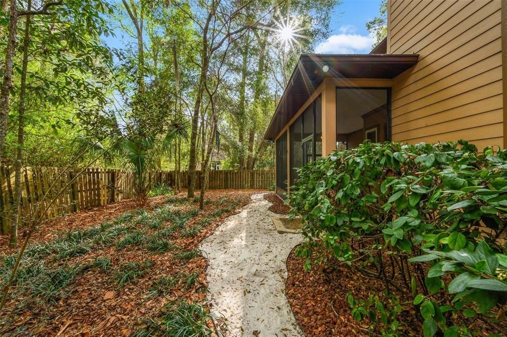 Active With Contract: $595,000 (4 beds, 3 baths, 2893 Square Feet)
