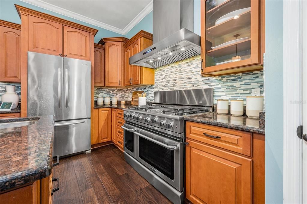 Active With Contract: $595,000 (4 beds, 3 baths, 2893 Square Feet)
