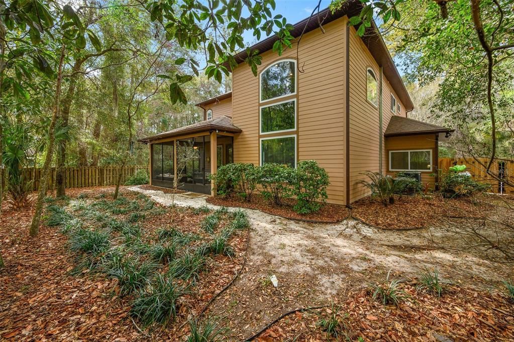 Active With Contract: $595,000 (4 beds, 3 baths, 2893 Square Feet)