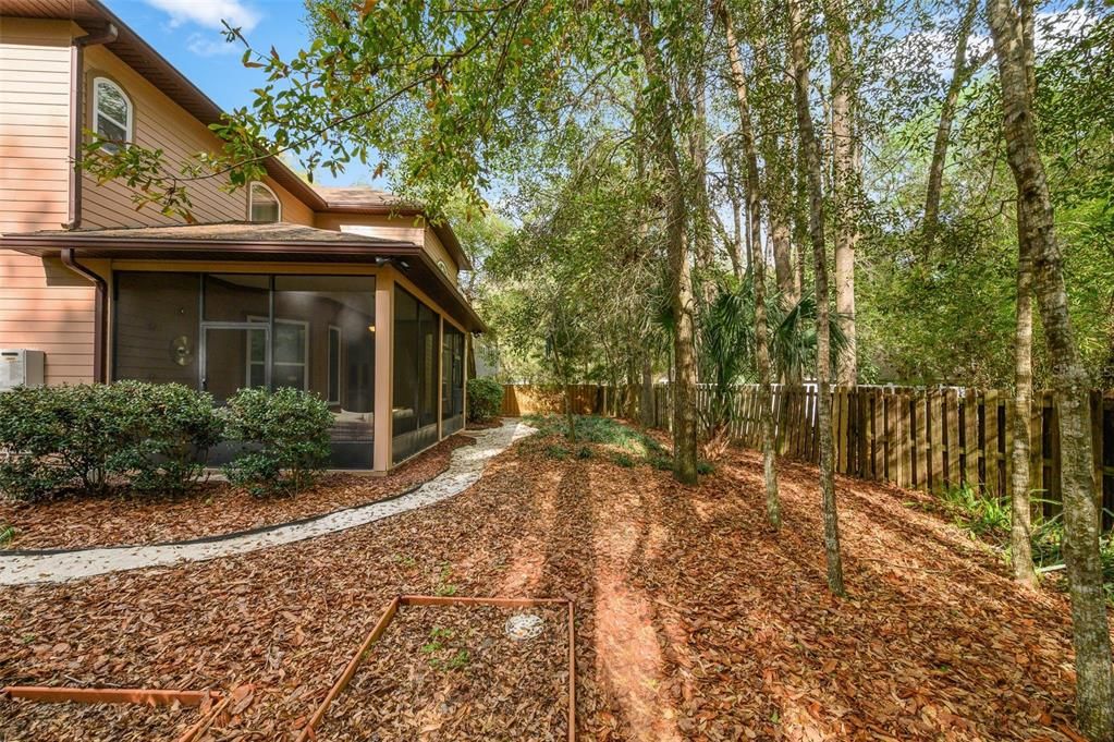 Active With Contract: $595,000 (4 beds, 3 baths, 2893 Square Feet)