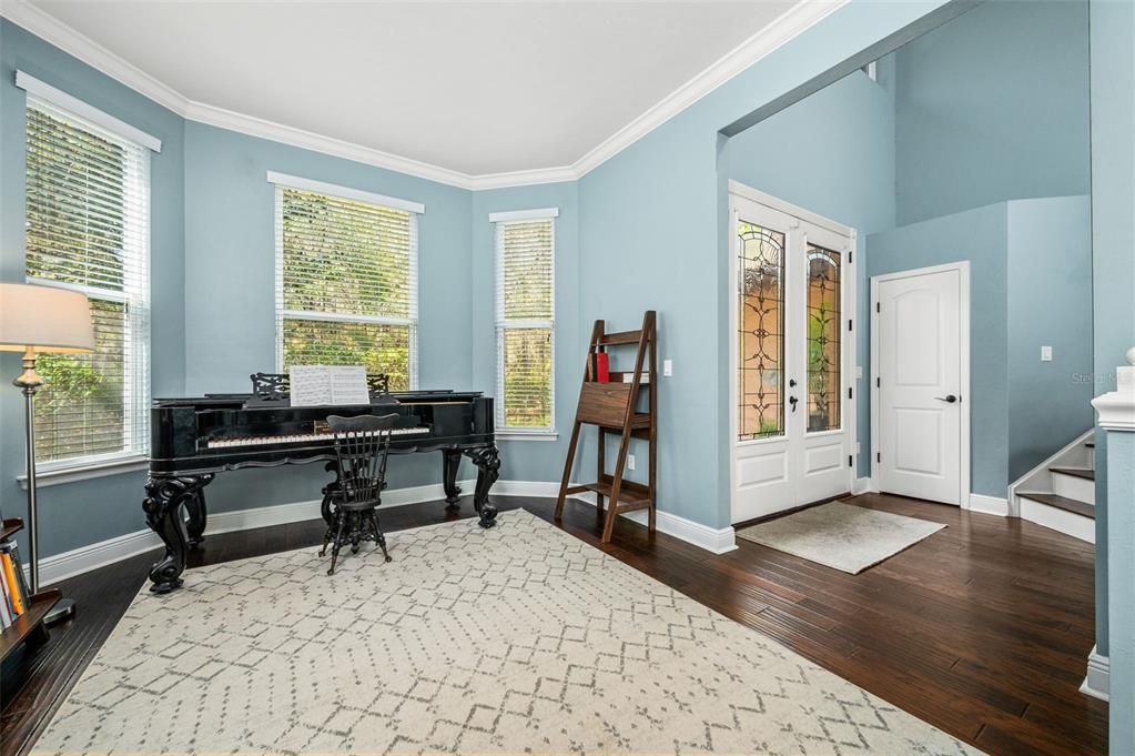 Active With Contract: $595,000 (4 beds, 3 baths, 2893 Square Feet)