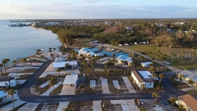 На продажу: $99,000 (0.08 acres)