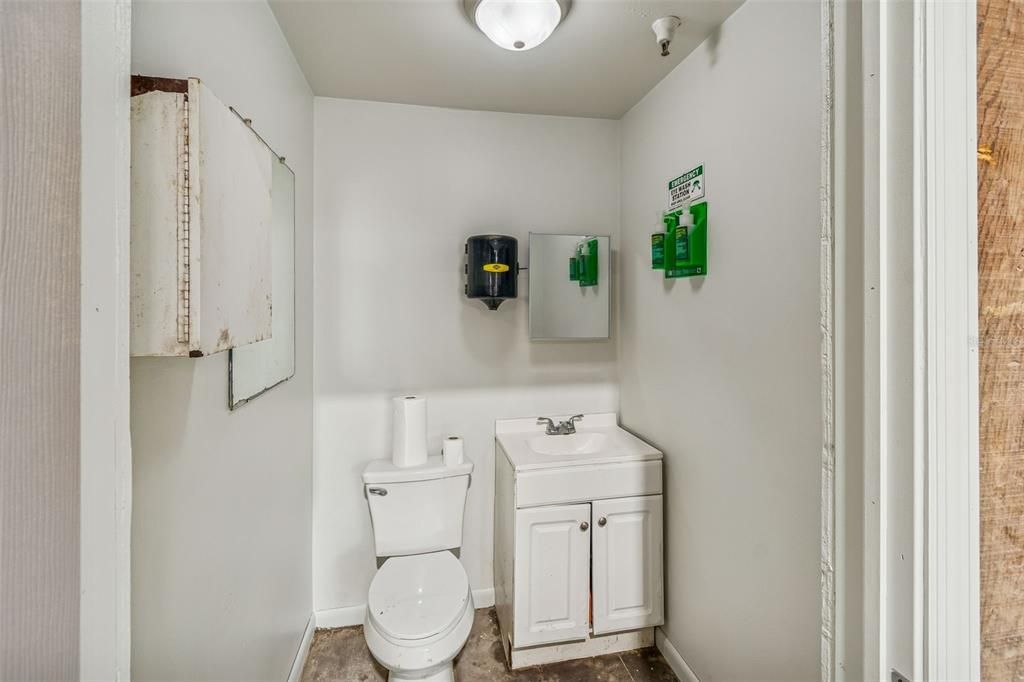 For Sale: $1,100,000 (0 beds, 0 baths, 4720 Square Feet)