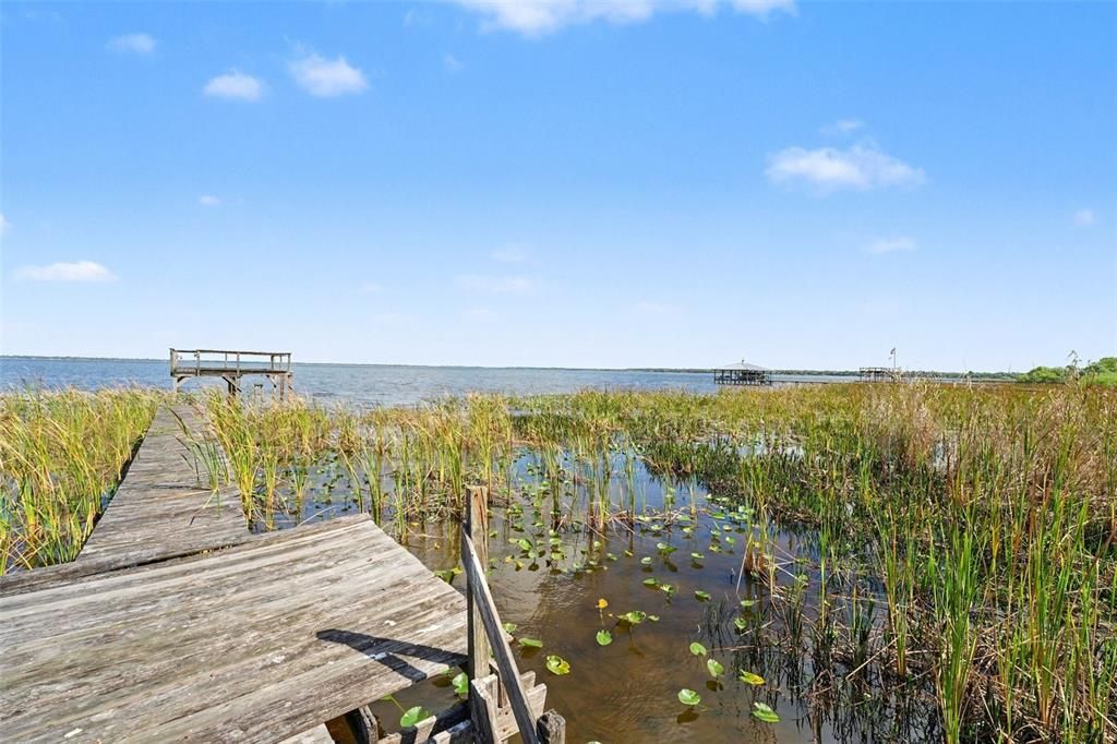 For Sale: $489,500 (2 beds, 2 baths, 1038 Square Feet)