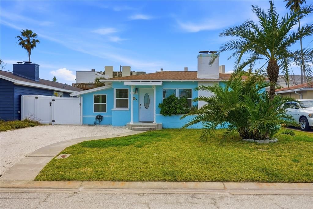 En Venta: $575,000 (3 camas, 2 baños, 1103 Pies cuadrados)