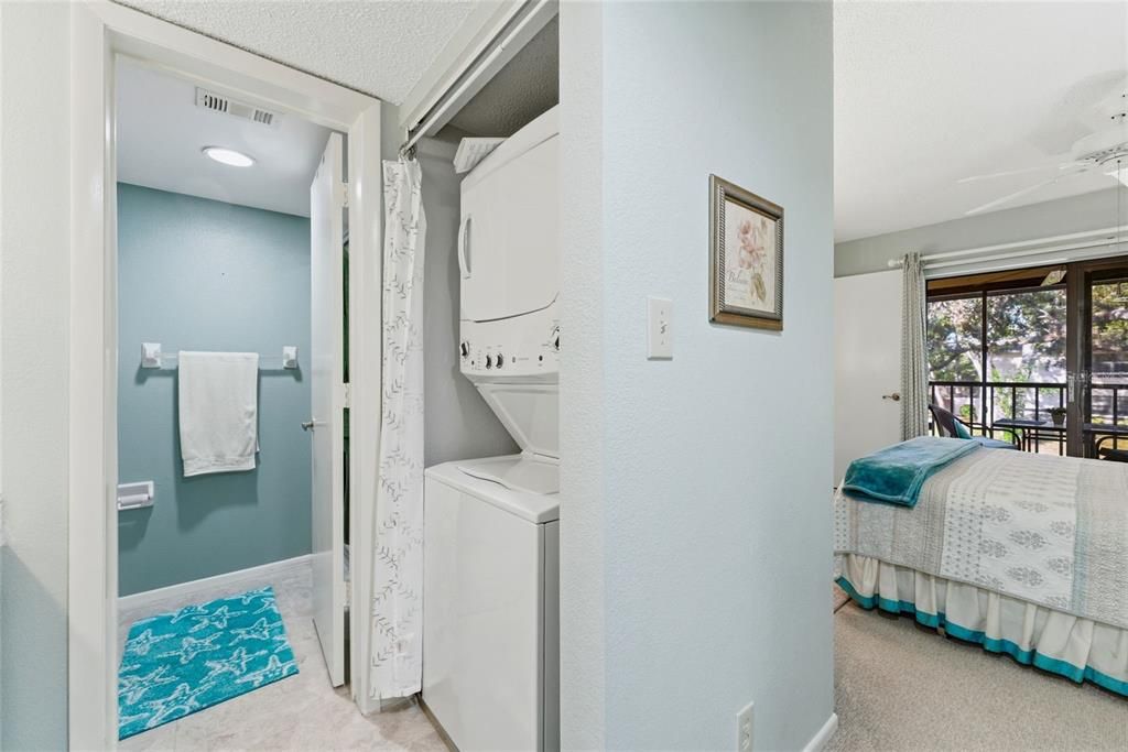 Active With Contract: $135,000 (2 beds, 2 baths, 838 Square Feet)
