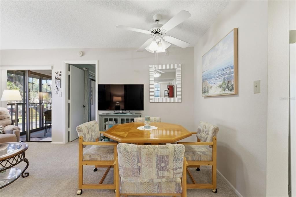Active With Contract: $135,000 (2 beds, 2 baths, 838 Square Feet)