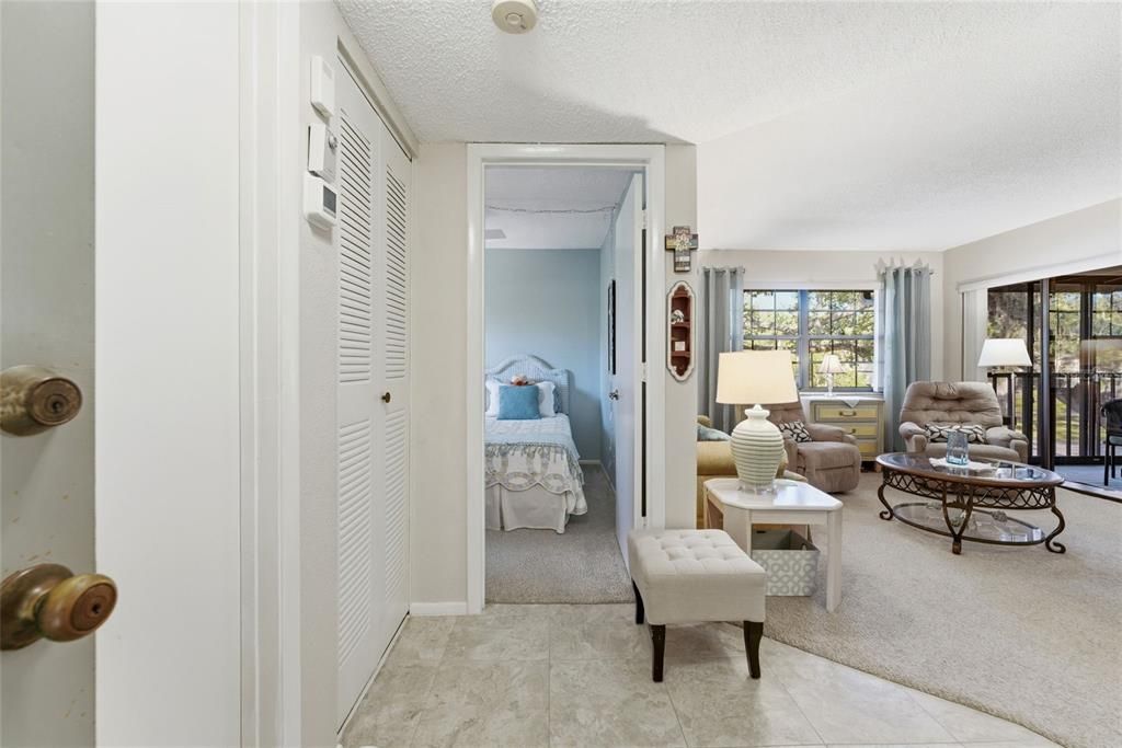 Active With Contract: $135,000 (2 beds, 2 baths, 838 Square Feet)