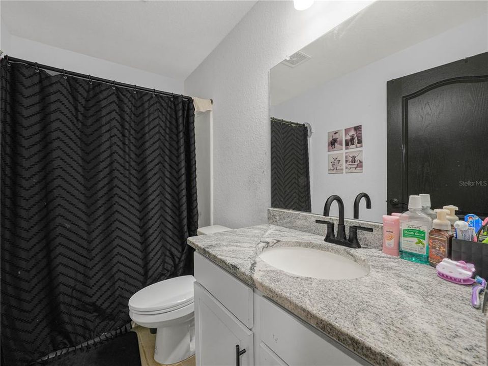 For Sale: $299,900 (4 beds, 2 baths, 1965 Square Feet)