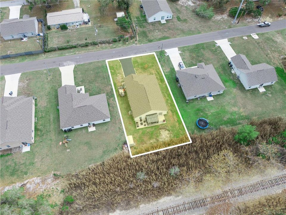 For Sale: $299,900 (4 beds, 2 baths, 1965 Square Feet)
