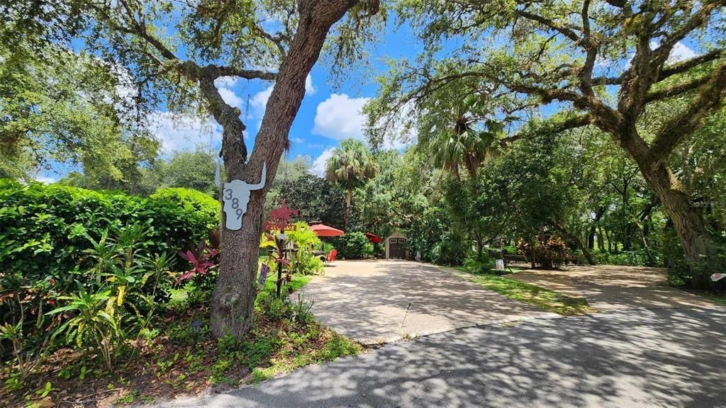 На продажу: $179,000 (0.08 acres)