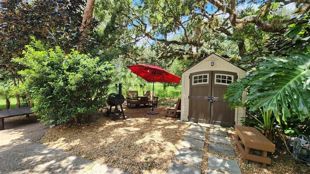 На продажу: $179,000 (0.08 acres)