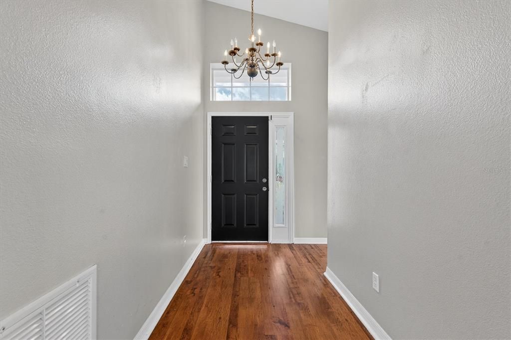 For Sale: $410,000 (4 beds, 2 baths, 1769 Square Feet)