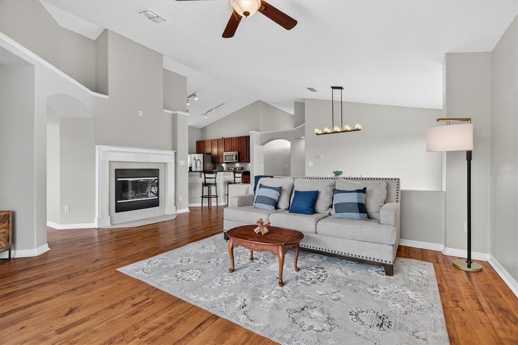 For Sale: $410,000 (4 beds, 2 baths, 1769 Square Feet)