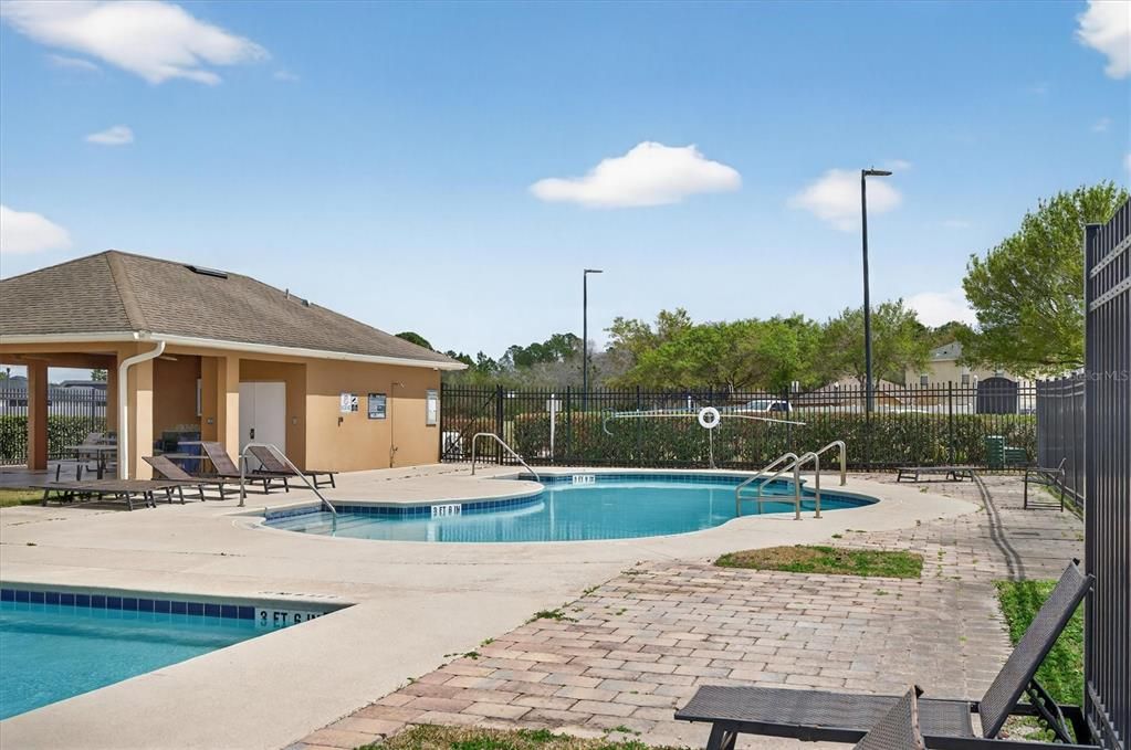 For Sale: $410,000 (4 beds, 2 baths, 1769 Square Feet)