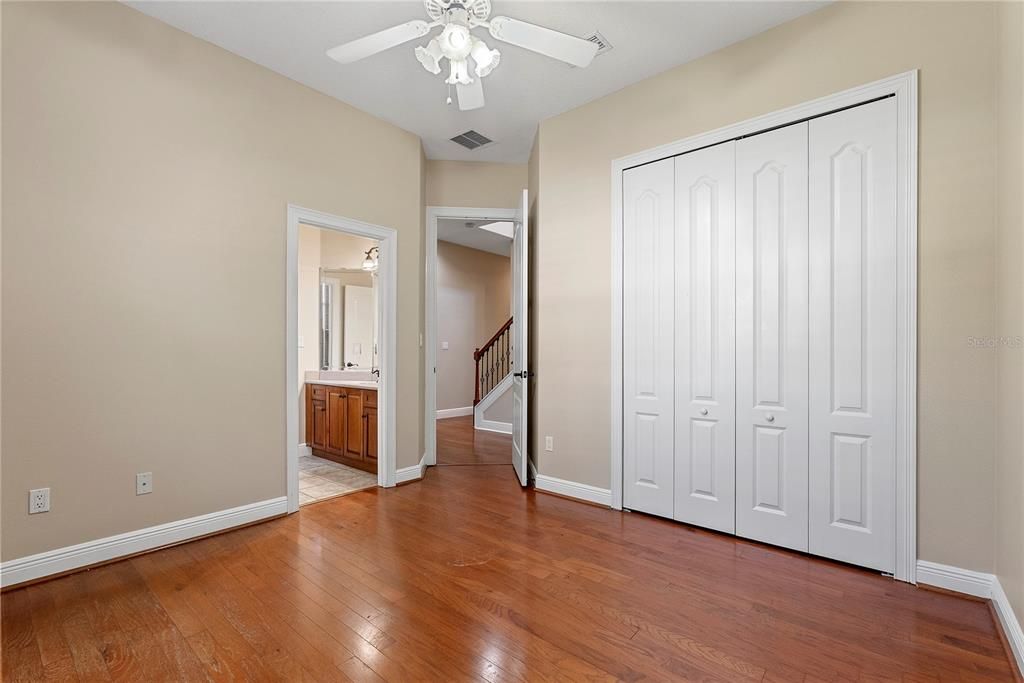For Sale: $1,100,000 (4 beds, 4 baths, 3374 Square Feet)