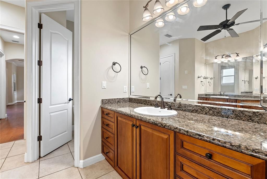 For Sale: $1,100,000 (4 beds, 4 baths, 3374 Square Feet)