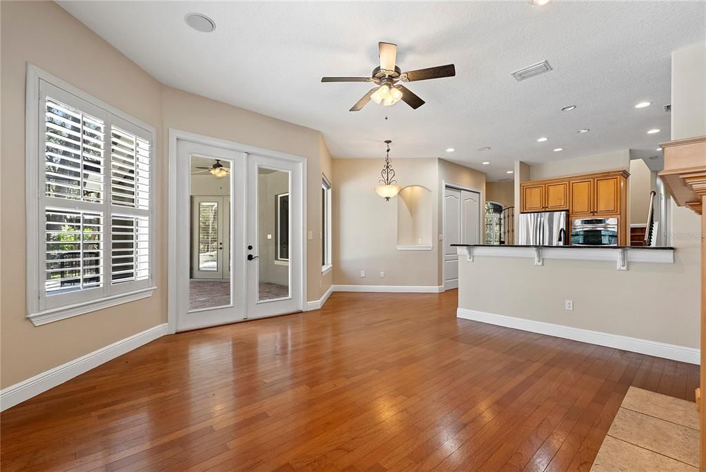 For Sale: $1,100,000 (4 beds, 4 baths, 3374 Square Feet)