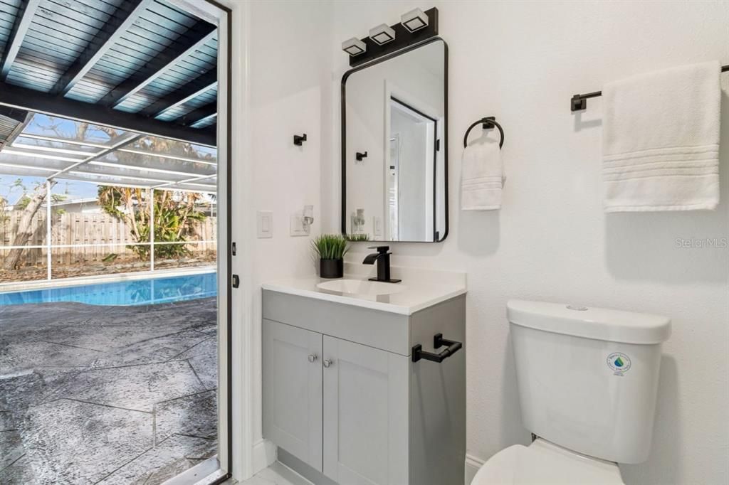 Active With Contract: $400,000 (3 beds, 2 baths, 1416 Square Feet)