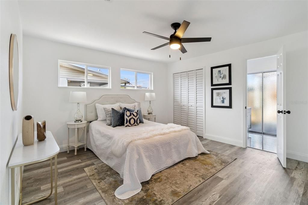 Active With Contract: $400,000 (3 beds, 2 baths, 1416 Square Feet)