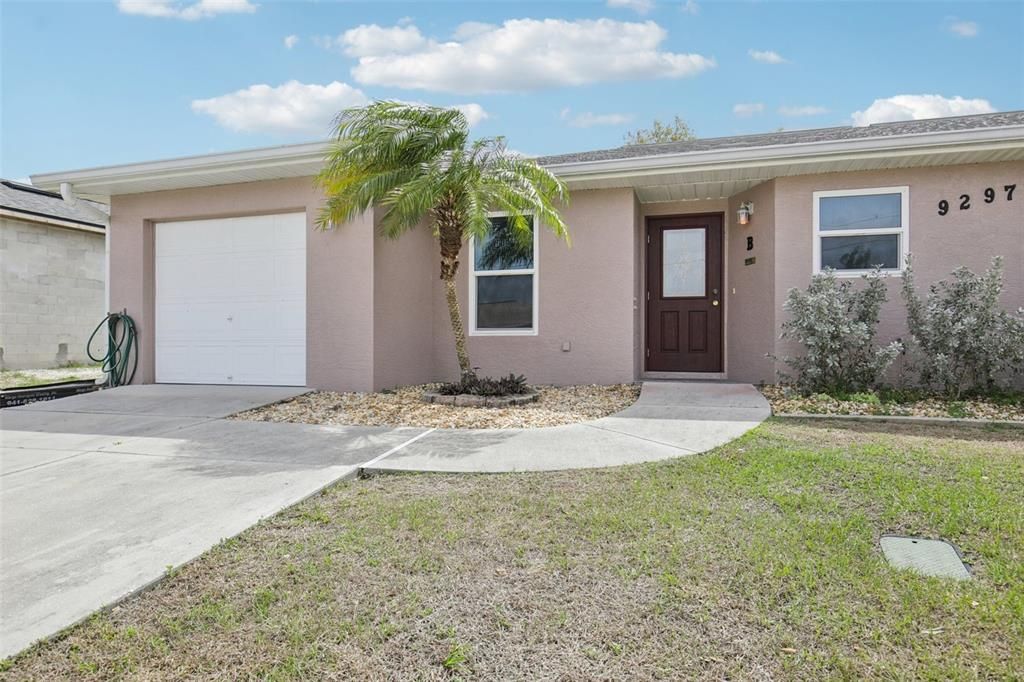 Active With Contract: $410,000 (4 beds, 0 baths, 1996 Square Feet)