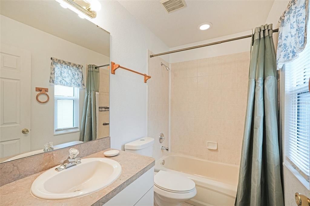 Active With Contract: $410,000 (4 beds, 0 baths, 1996 Square Feet)