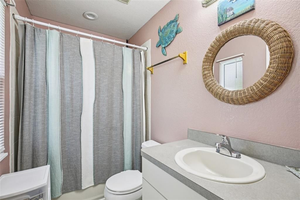 Active With Contract: $410,000 (4 beds, 0 baths, 1996 Square Feet)