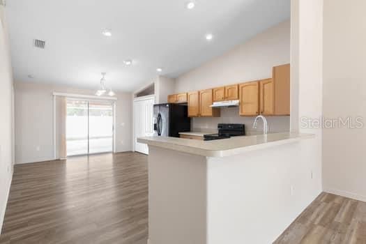 For Sale: $565,000 (7 beds, 0 baths, 3123 Square Feet)
