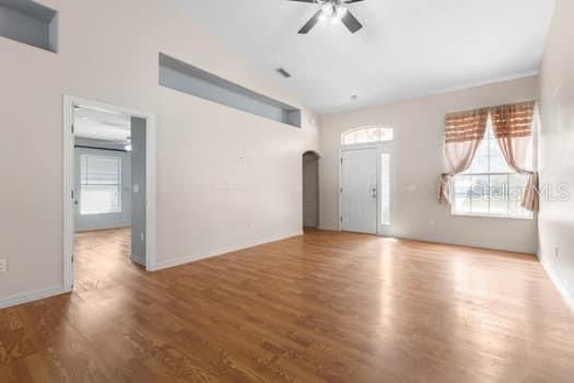 For Sale: $565,000 (7 beds, 0 baths, 3123 Square Feet)