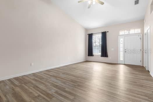 For Sale: $565,000 (7 beds, 0 baths, 3123 Square Feet)