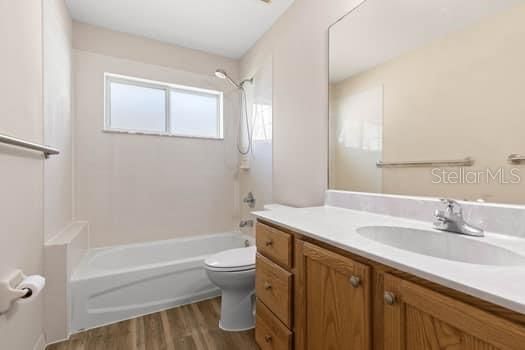 For Sale: $565,000 (7 beds, 0 baths, 3123 Square Feet)