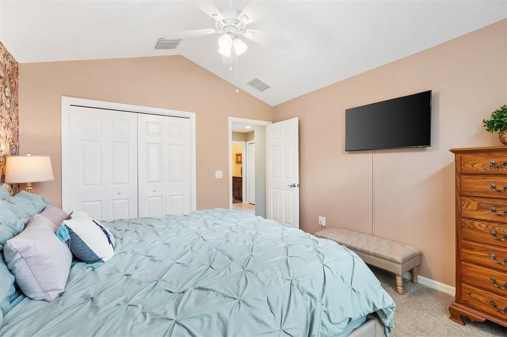 En Venta: $564,900 (3 camas, 2 baños, 1914 Pies cuadrados)