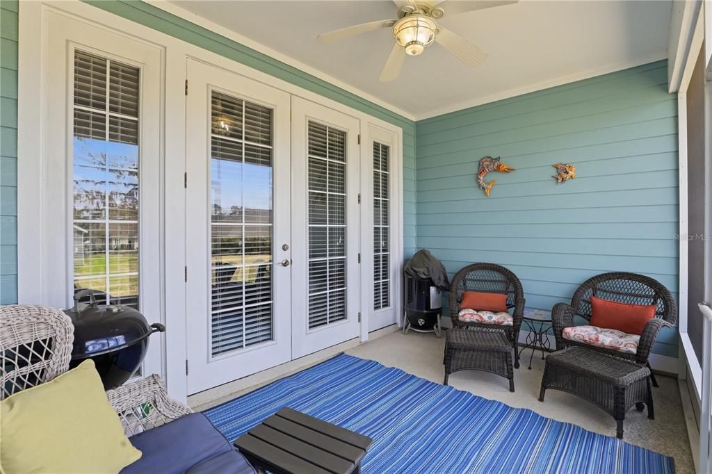 На продажу: $254,900 (2 спален, 2 ванн, 1179 Квадратных фут)