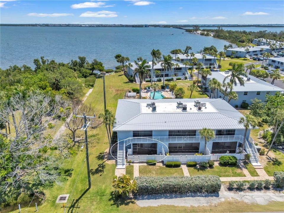 En Venta: $549,000 (2 camas, 2 baños, 1179 Pies cuadrados)