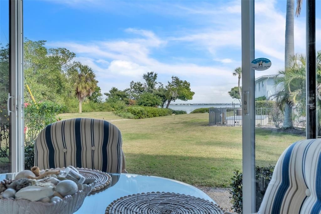En Venta: $549,000 (2 camas, 2 baños, 1179 Pies cuadrados)