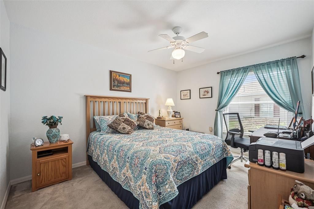 Activo con contrato: $225,000 (2 camas, 2 baños, 1142 Pies cuadrados)