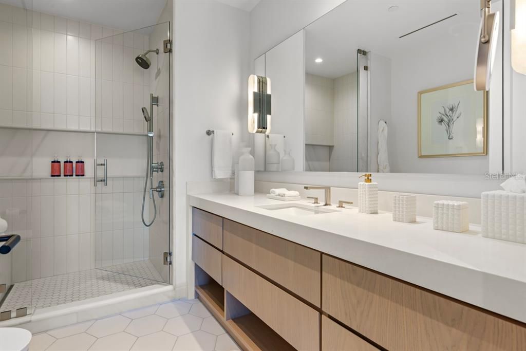 For Sale: $5,823,000 (3 beds, 3 baths, 3477 Square Feet)