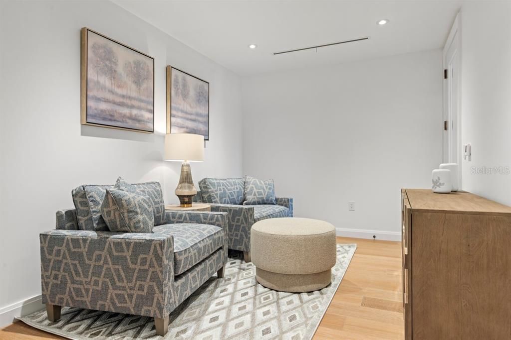 For Sale: $5,823,000 (3 beds, 3 baths, 3477 Square Feet)