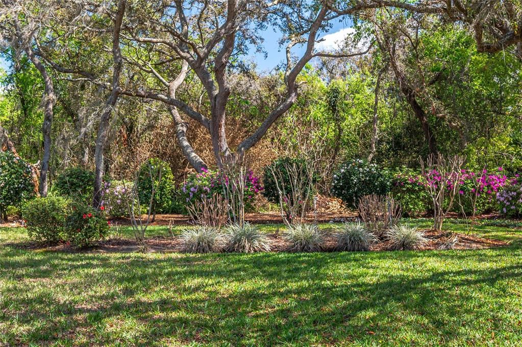 For Sale: $399,900 (3 beds, 2 baths, 1632 Square Feet)