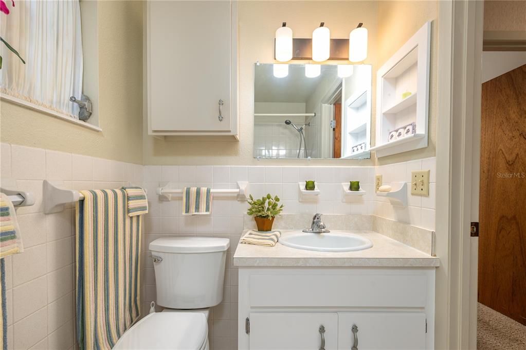 For Sale: $399,900 (3 beds, 2 baths, 1632 Square Feet)