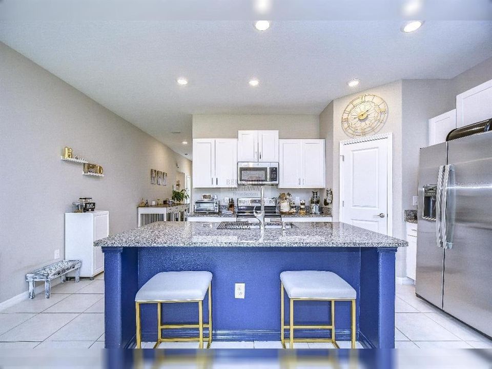 For Rent: $2,300 (3 beds, 2 baths, 1540 Square Feet)