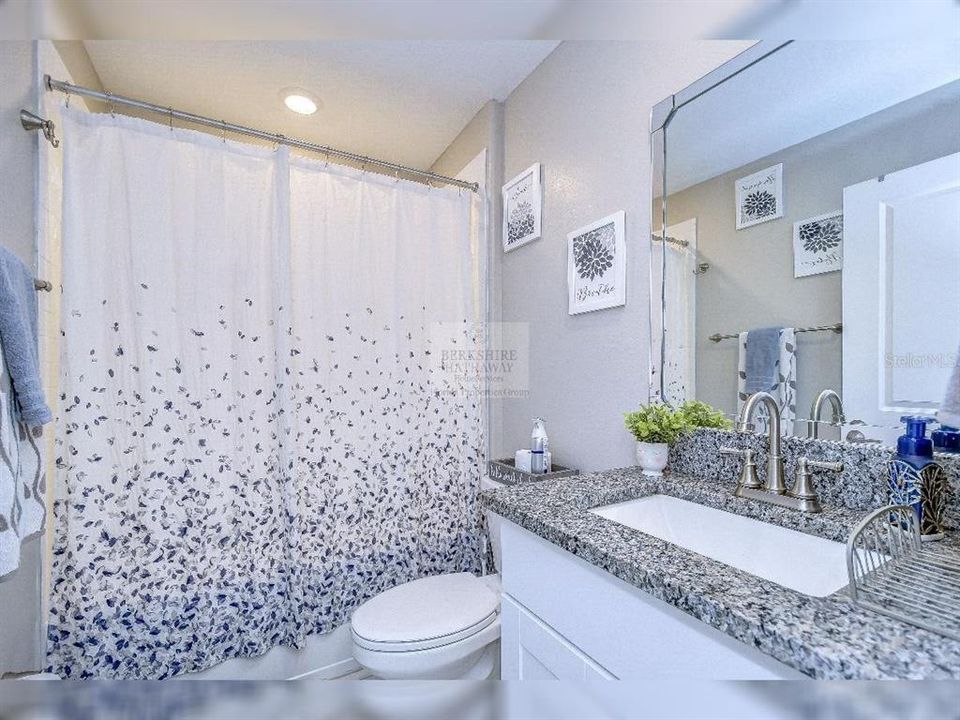 For Rent: $2,300 (3 beds, 2 baths, 1540 Square Feet)
