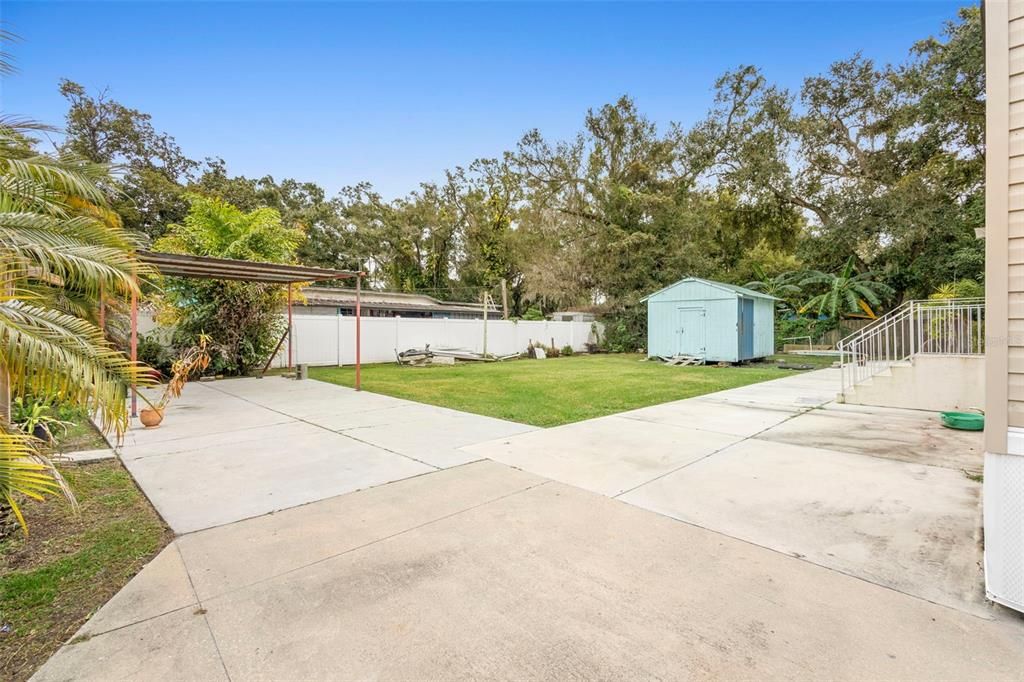 Active With Contract: $235,000 (3 beds, 2 baths, 1200 Square Feet)