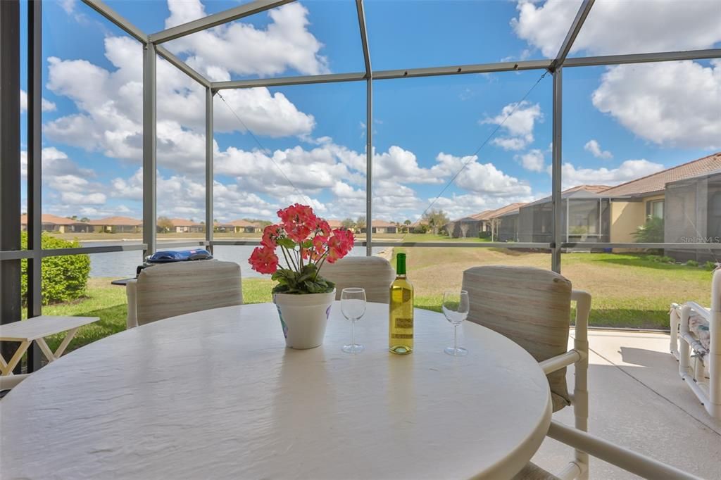 Active With Contract: $279,000 (2 beds, 2 baths, 1393 Square Feet)